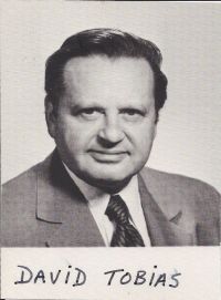 Professional photo of David Tobias in suit